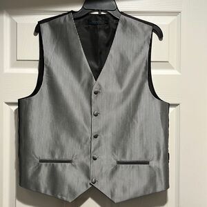 Grey Matter Concepts Men’s Metallic Silver Striped Vest Size Small.